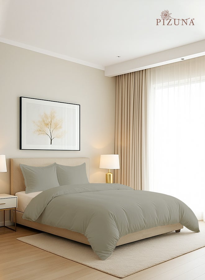 PIZUNA Pure Combed Cotton GCC King Duvet Cover 220x240 cm Silver, 400 Thread Count Cool Breathable 100% Long Staple Cotton Sateen Weave Quilt Cover with 2 Pillowcases (Silver Bedding Set) & Pure Combed Cotton Fitted Bedsheet King Size 180x200 cm Silver, 400 Thread Count Cool Luxury Soft 100% Long Staple Cotton Sateen Weave, 40cm Deep Pocket Sheet (Fitted Sheet -1PC) Bundle - Image 2